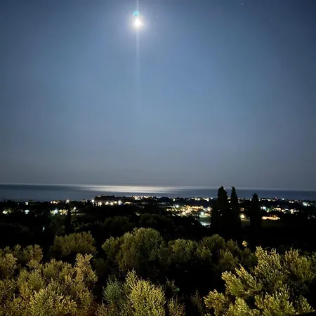 Captains View Apartment Svoronata